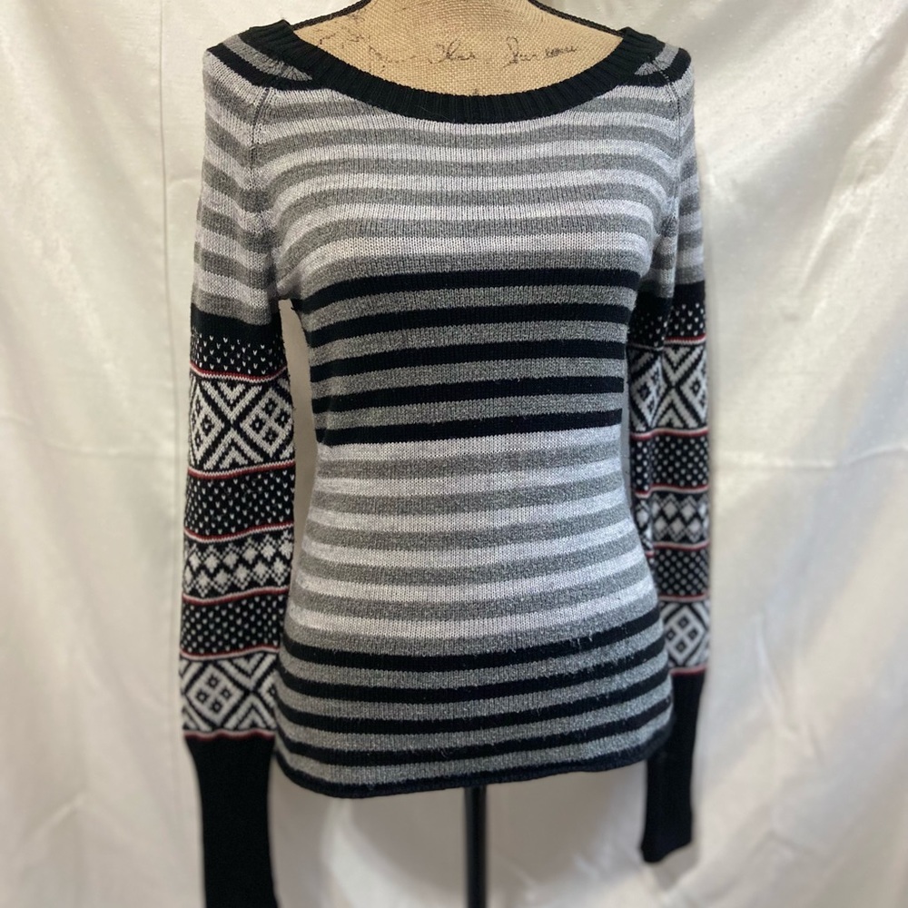 Maurices scoop neck sweater